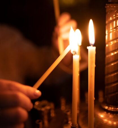 O Poder Espiritual das Velas Religiosas